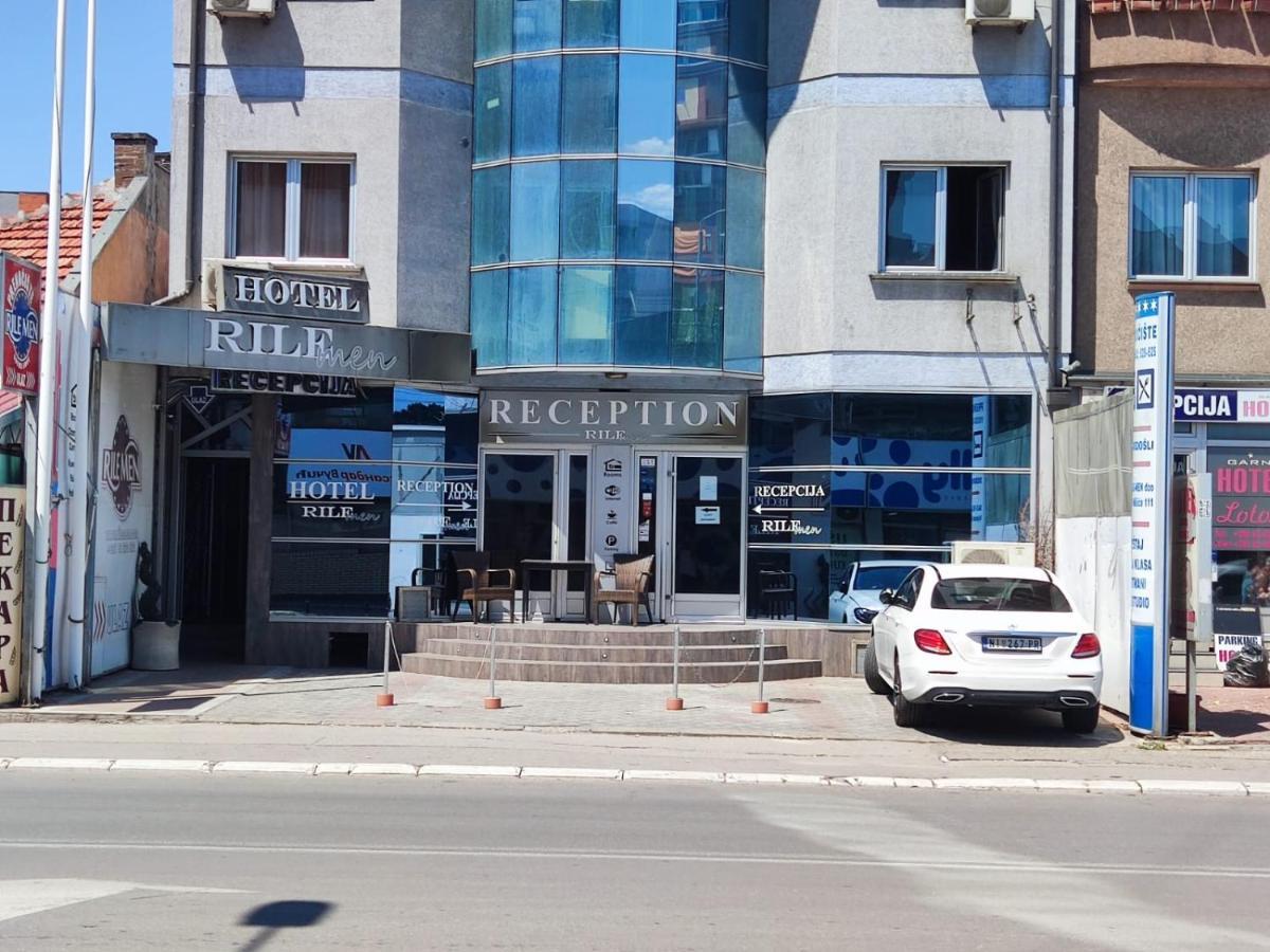 Hotel Rile Men Blue Nis Exterior photo